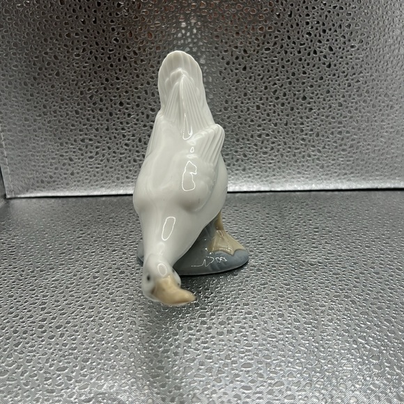 Nap by Lladro porcelain goose figurine - Picture 3 of 4